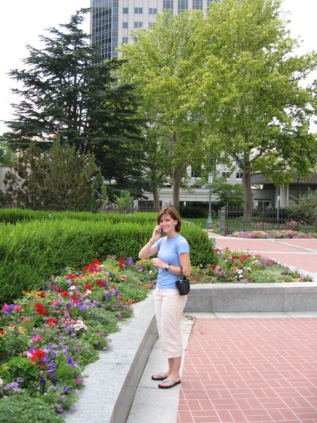 Erynn Telling Dad She_s in Temple Square.JPG